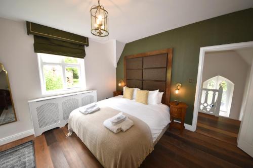 Cama o camas de una habitación en The Elvetham Hotel