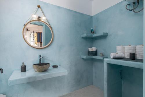 Stefania's Cycladic Apartments I