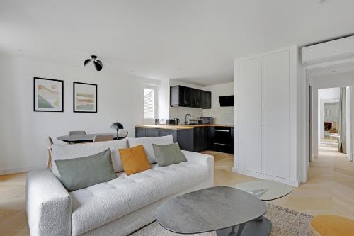 Pick A Flat's Apartment on Place du Tertre