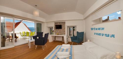 Gallery image of Villa Majestic with heated pool and rooftop terrace in Bol