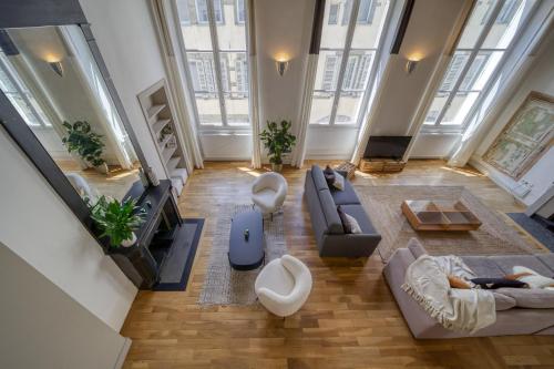 Photo de la galerie de l'établissement NOCNOC - L'architecte, charmant T5 en hyper centre, à Grenoble