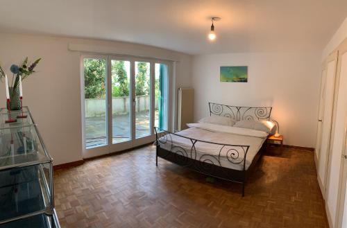 Φωτογραφία από το άλμπουμ του Ferienwohnung direkt am Murtensee in Murten FR σε Murten