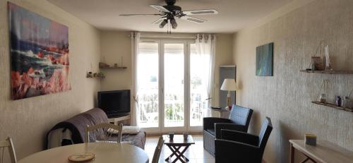 Posezení v ubytování Appartement lumineux vue mer