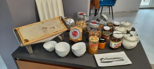 Makanan di atau berdekatan hotel