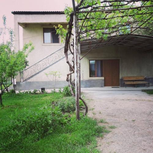 Guest House IOSKA, Udabno Güncel 2022 Fiyatları