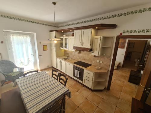 Kuchyň nebo kuchyňský kout v ubytování Bio Agriturismo Mare in Campagna