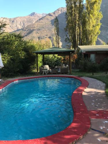 Bazén v ubytování Casa San Alfonso Cajon del Maipo nebo v jeho okolí