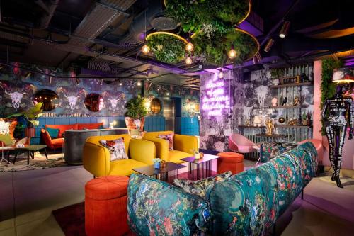 YOTEL Manchester Deansgate Image