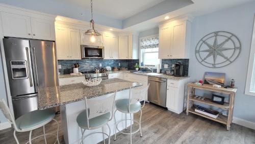 128 Ashworth Ave – Photos 4