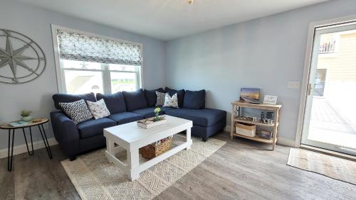 128 Ashworth Ave – Photos 5