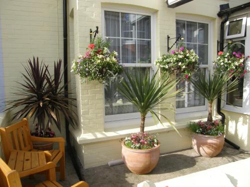 Kingswinford Guest House – Photos 2