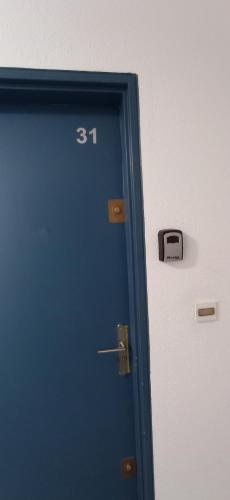 studio cabine piscine parking au couchant
