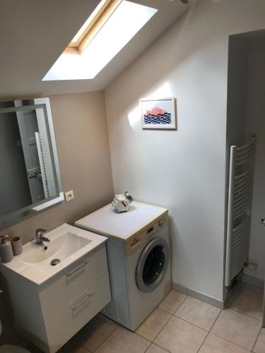 Ένα μπάνιο στο COTES ET LAC - Charme, Parking, Proche Lac et Randonnée