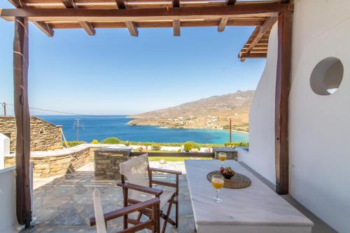 Gallery image of Sail Inn in Agios Romanos