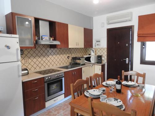 Konstantinos' Nikiti Apartment