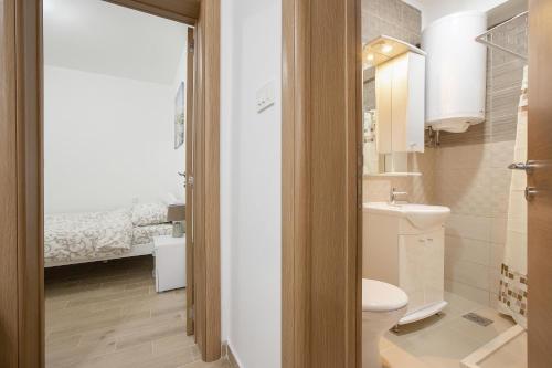 Koupelna v ubytování Muo Sea Front Apartments Kotor