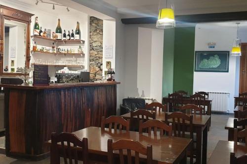 Gallery image of Casa restaurante O Pitès in Alfaião