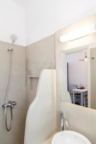 Gallery image of Sail Inn in Agios Romanos