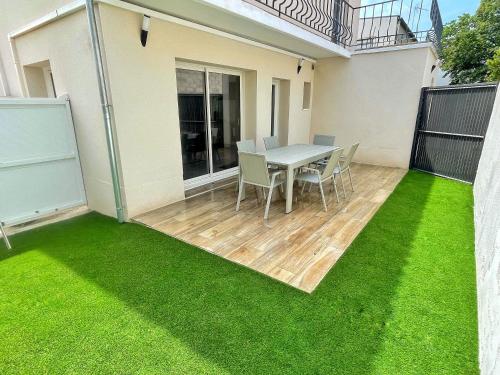 Gallery image of Les appartements du Carnot - Terrasses et Jardins in La Rochelle
