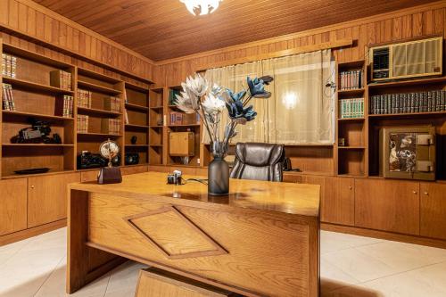 Φωτογραφία από το άλμπουμ του Galadriel Villa with Private Pool & Jacuzzi στο Κάτω Γερακάρι