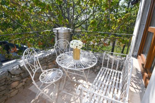 Balkoni atau teres di Villa Lady Stone