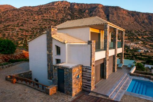 Fotografie z fotogalerie ubytování Red Rock villa, Plaka Elounda v destinaci Elounda