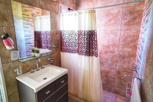 Kylpyhuone majoituspaikassa Antares