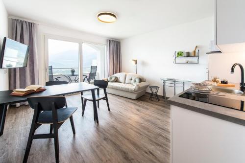 Una cocina o zona de cocina en Apartments Graf Hartwig