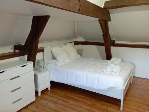Postelja oz. postelje v sobi nastanitve Le Domaine du Cerf - Gites et nature