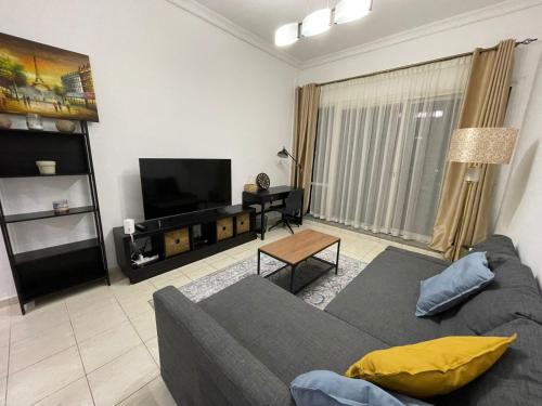 Atpūtas zona naktsmītnē [METRO]Cozy & Modern 1BR Apartment In JLT