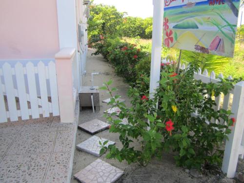Sea View Suites – Photos 3