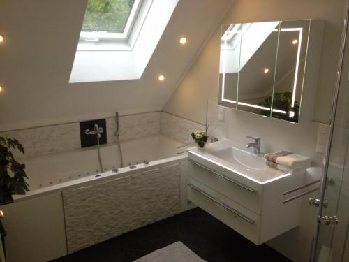 Ванна кімната в Exklusive Ferienwohnung / STAINZ / Luxury holiday Apartment