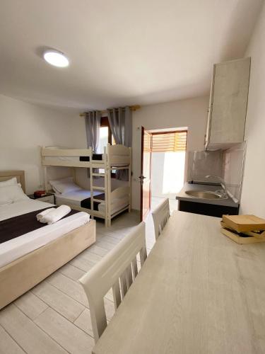 Cama o camas de una habitación en Sunny guest house