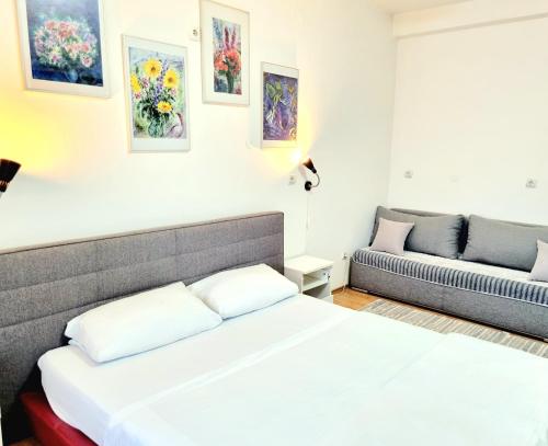 Gallery image of Rooms Villa Luigi in Pančevo