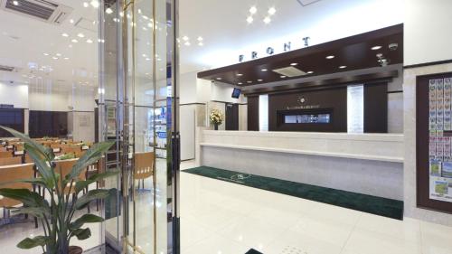 The lobby or reception area at Toyoko Inn Gumma Ota eki Minami guchi
