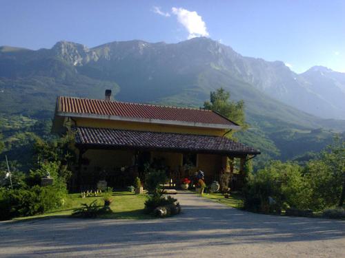 Un paisaje natural cerca of the bed and breakfast
