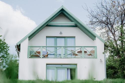 Cukormadár Vendégház Lovas