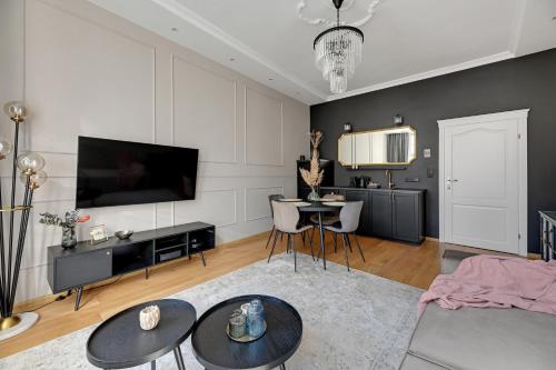 Old Town Ogarna Glamour by Downtown Apartments