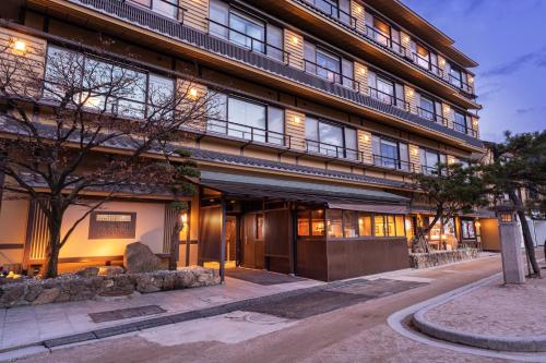 El edificio en el que está el ryokan