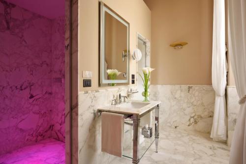 Bagno di Hotel L'Orologio Roma - WTB Hotels