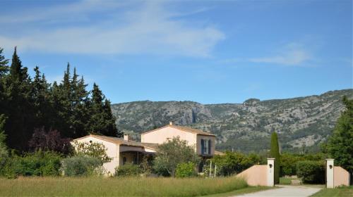 LS2-375 CARABANO Partie de maison avec piscine à partager, 2 personnes, à Cheval Blanc, Luberon, Provence