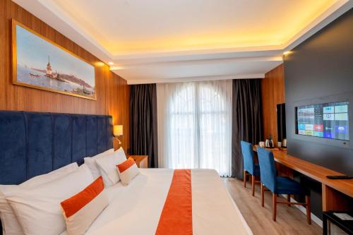 Μια τηλεόραση ή/και κέντρο ψυχαγωγίας στο Harmony Hotel Istanbul & SPA