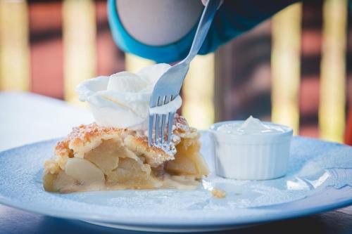 Eten bij of ergens in de buurt van the country house

