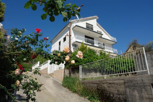 Guest House Russian Home in Tivat, Montenegro