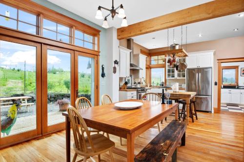 Chehalem Ridge Retreat – Photos 2