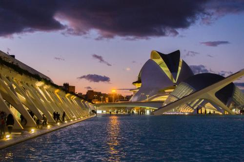 a view of the sydney opera house at night at Cullera Panoramic Sea Views Apartment in Cullera