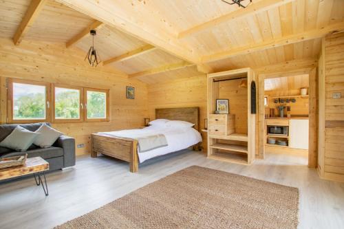 Galería fotográfica de Choller Lake Lodges - Primrose Cabin With Private Hot Tub en Arundel