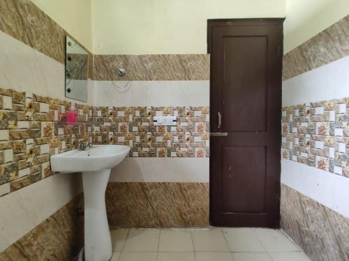 Koupelna v ubytování Malang Kasol
