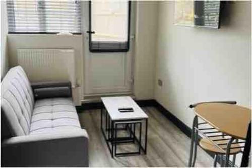 Ein Sitzbereich in der Unterkunft Wadhurst - Stunning 4 bed (all en-suite) house