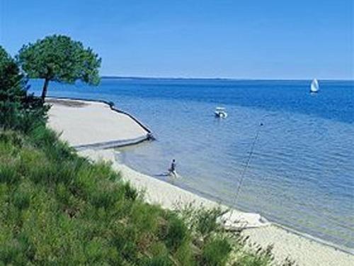 Photo de la galerie de l'établissement T2 calme à Biscarrosse Plage, parking inclus - FR-1-521-117, à Biscarrosse-Plage